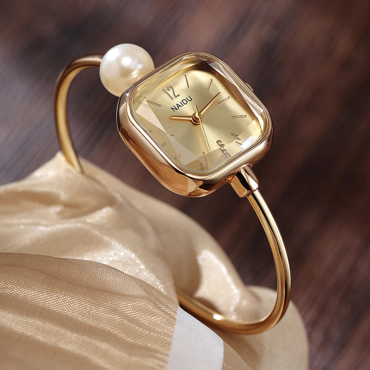 1 Piece of Women's Fashionable, Simple, Retro, Versatile Wristwatch Suitable for Daily Wear